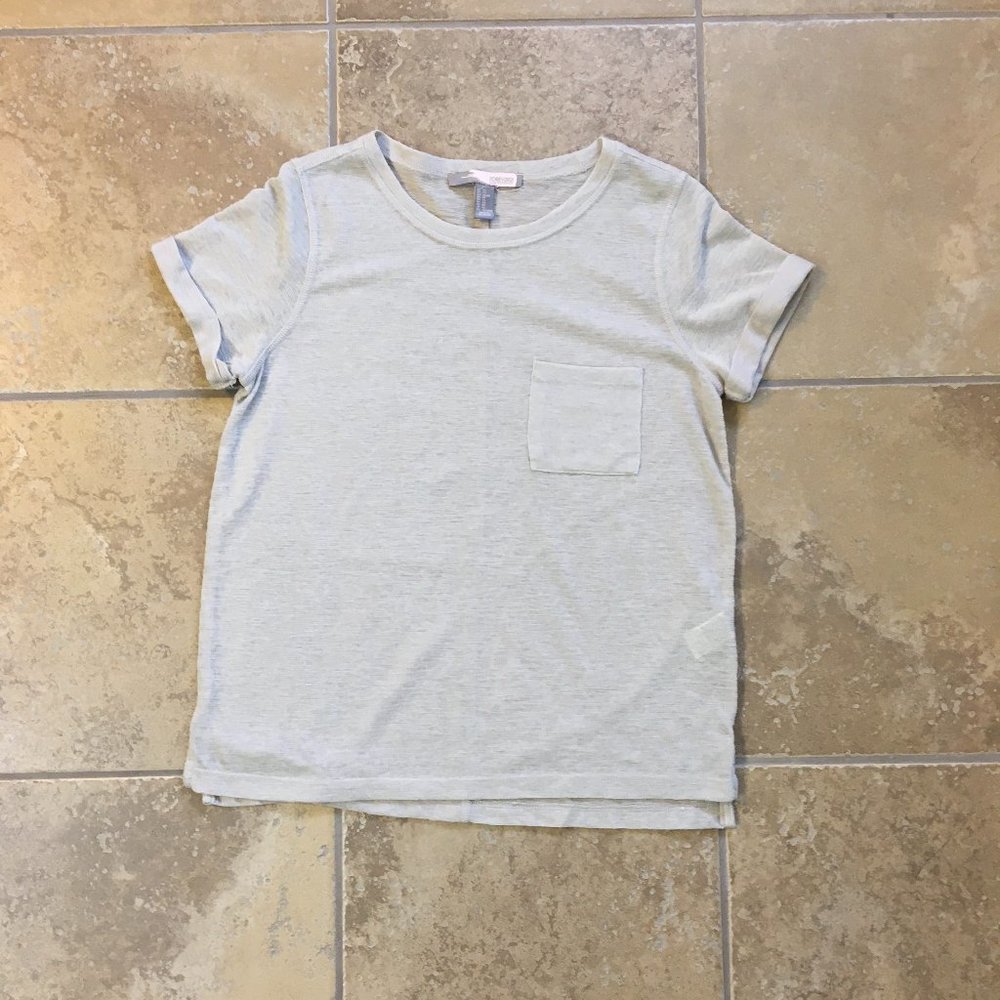 ⭐️ $10 for 2 ⭐️ Forever 21 Contemporary Pocket Tee